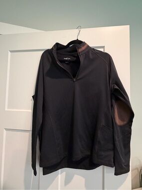 Quarter-Zip Pullover Top in Black - Classic Comfort